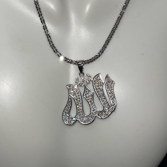 Vvs Allah pendant, Muslim Allah charm, Eid Gift, Ramadan, Hijab Allah Gift charm - Picture 4 of 4